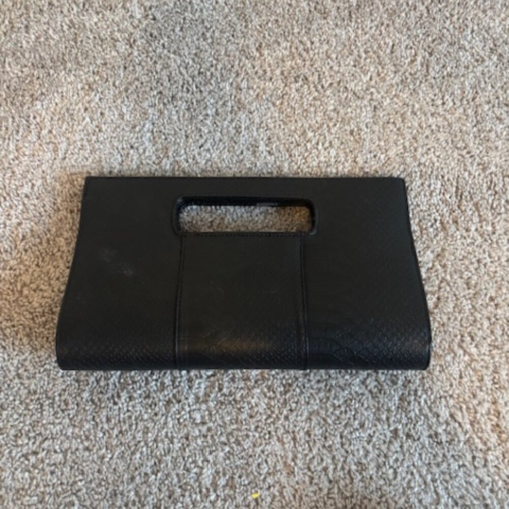 Y2K Charming Charlies snakeskin clutch handbag